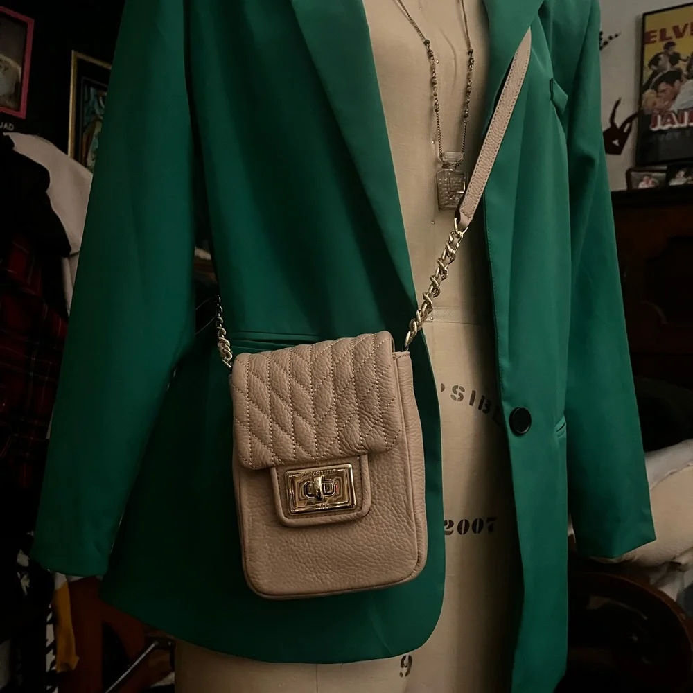 🌹Karl lagerfeld agyness leather crossbody nwot - Picture 8 of 8